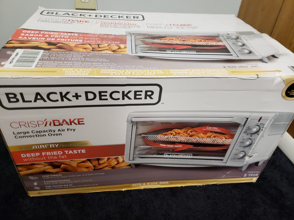 Black & Decker Air Fryer Toaster Oven for Sale in Penn Hills, PA