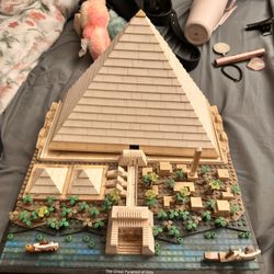 Pyramid of Giza Lego 