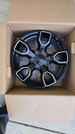 (5 Rim Set) Jeep BLACK WRANGLER OEM 18x7.5 Inch 2017-2018  5 hole open spoke Original Rim Factory ALLOY
