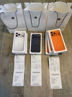 Apple iPhone 17 Pro Max 612GB – Lot of 3