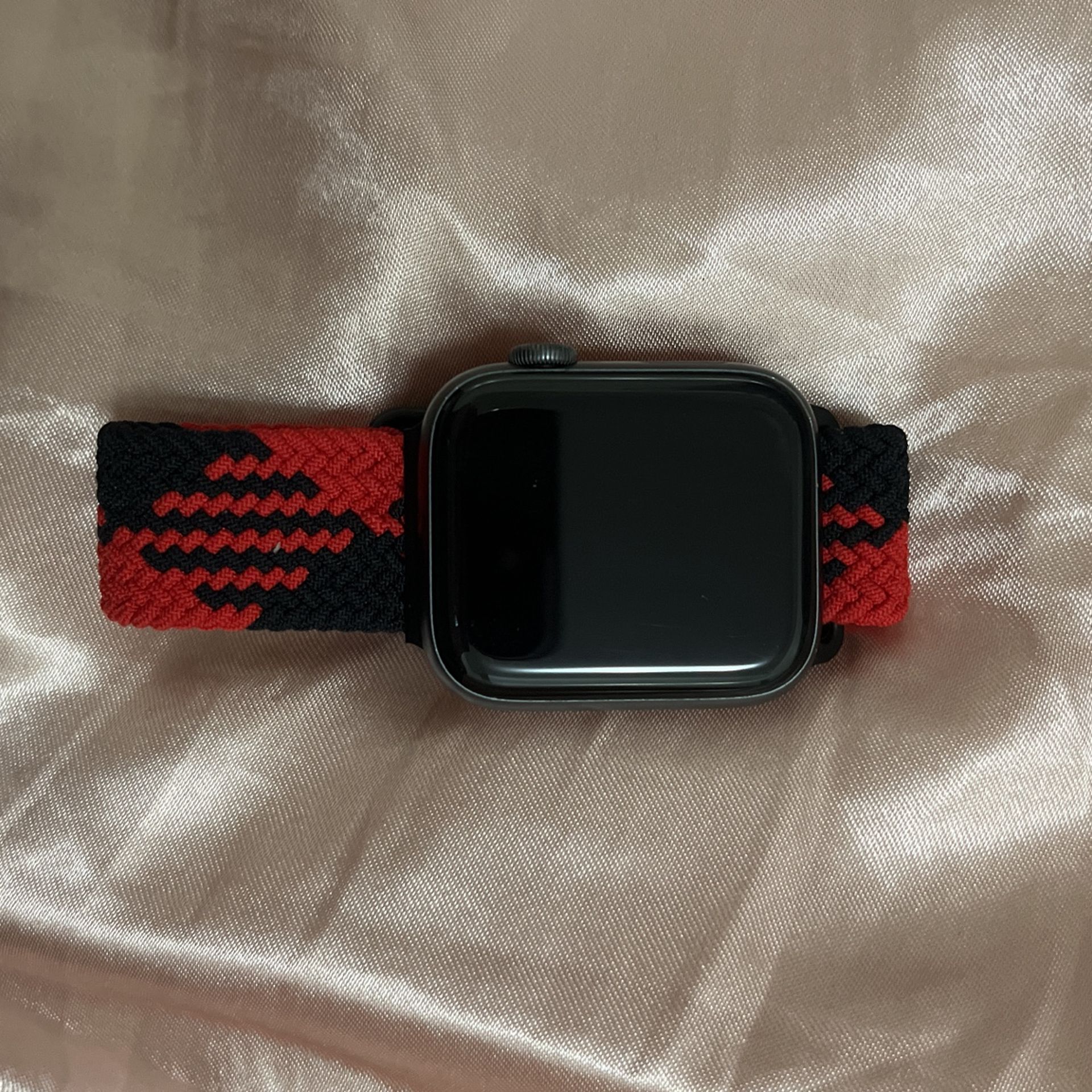 Apple watch series 4 