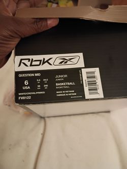 Basketball shoes size 6