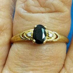 SAPPHIRE AND DIAMOND RING SOLID 10k GOLD