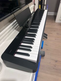 Casio PX S1100 keyboard