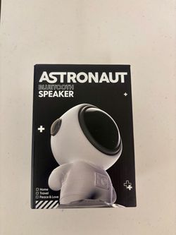 Astronaut Bluetooth speaker