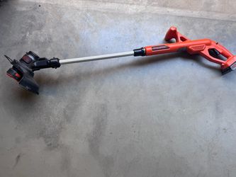 20v Black and Decker weedeater. NO CHARGER.