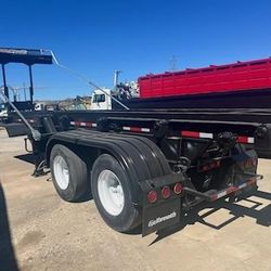Roll Off Trailer With 30 Yd Container 