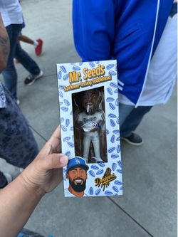 Teo Bobble head  (king of the seeds)