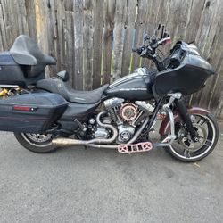 2015 HARLEY DAVIDSON Road Glide special