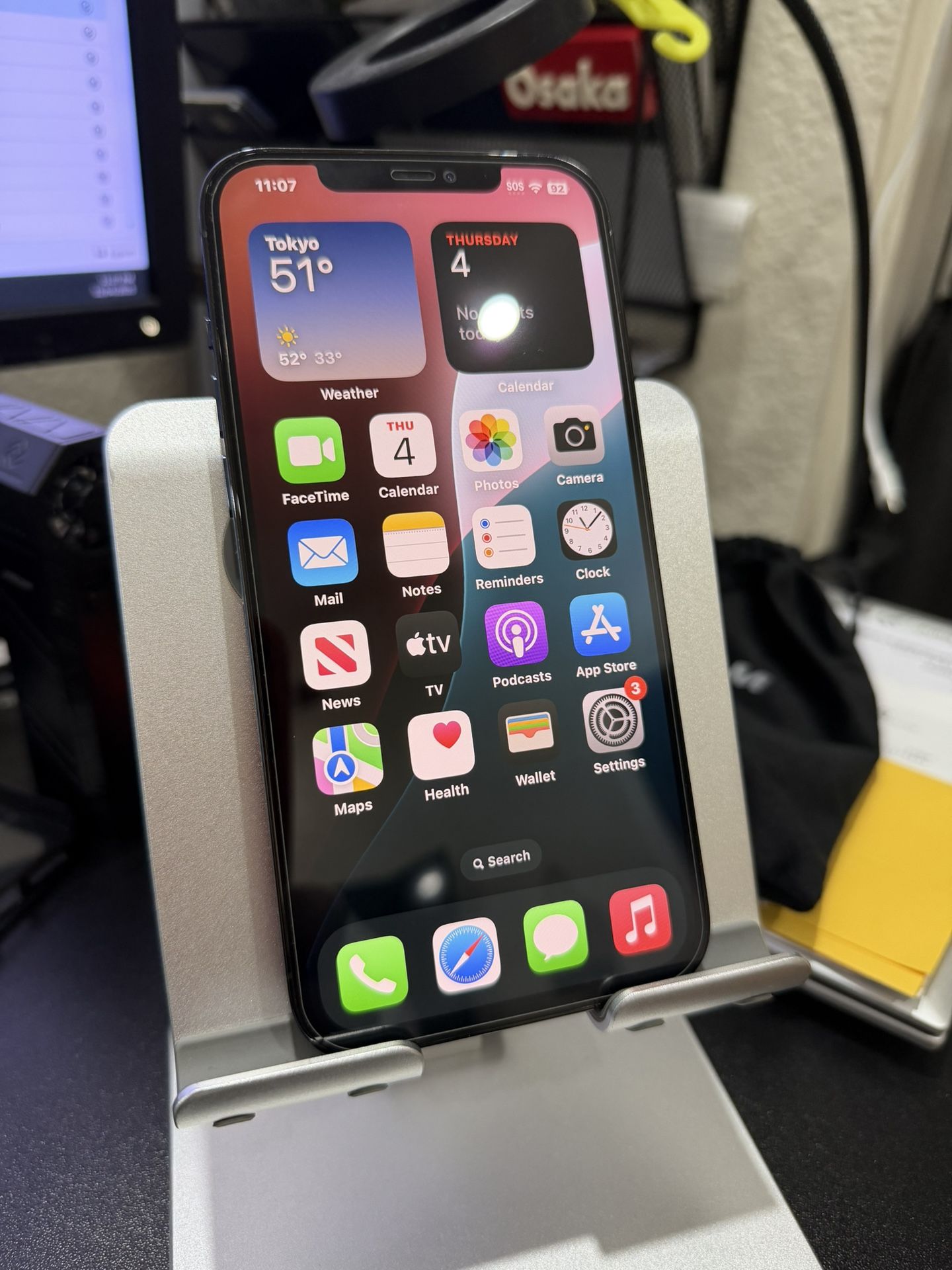 iPhone 12 Pro Max 256GB - UNLOCKED 88% battery health