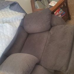 Couch Loveseat Rocking Recliner 