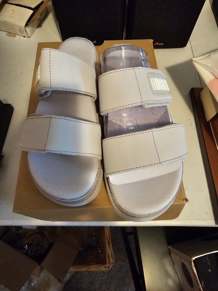 UGG Sandles Size 11
