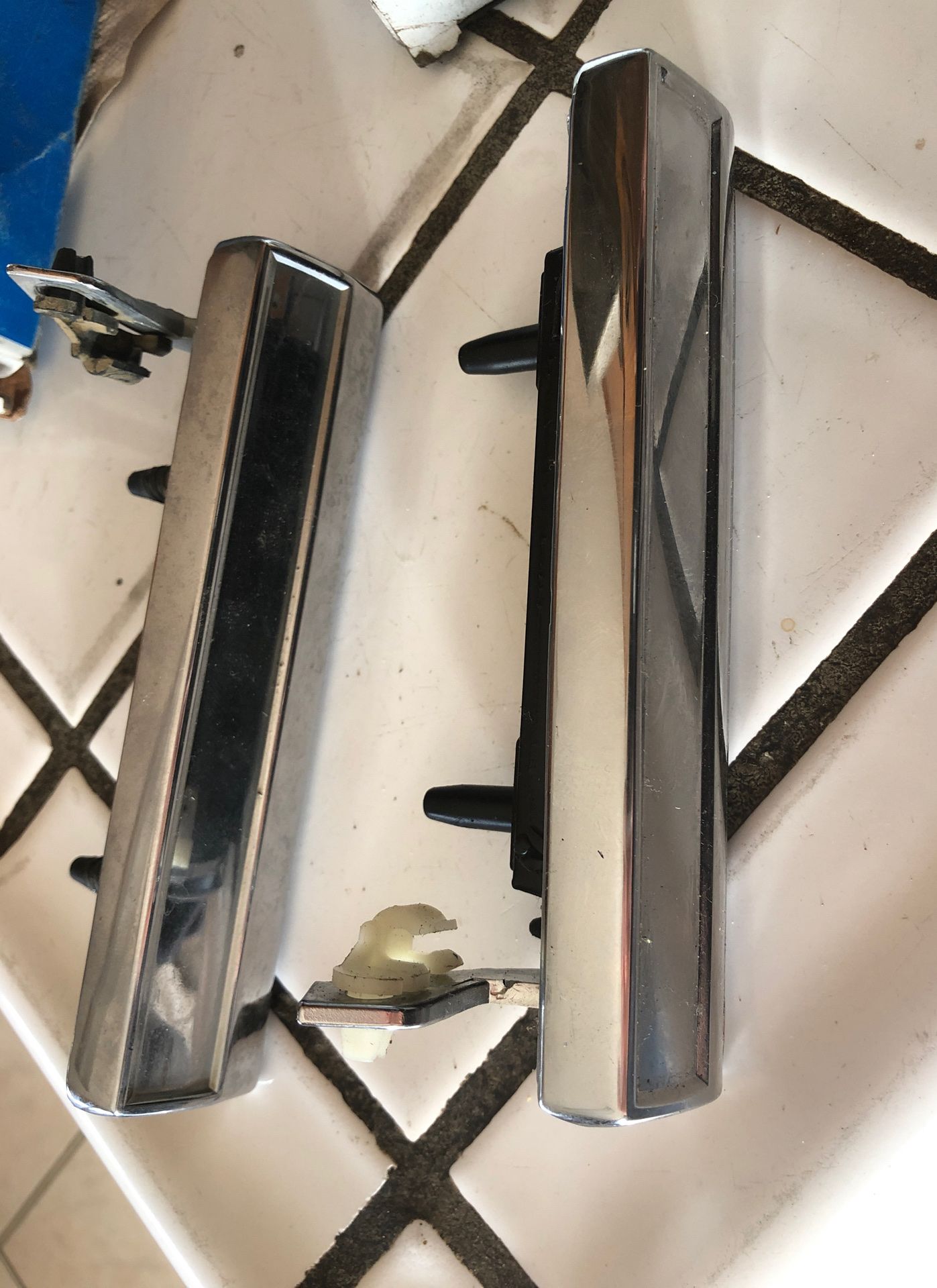 GM left and right outer door handles.