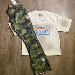 Gallery Dept. T-Shirt and Camo Cargo Pants SZ Medium/32