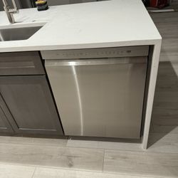 Appliance Installations And Removals 