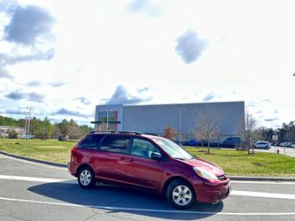 2004 Toyota Sienna