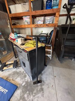 Pull up bar
