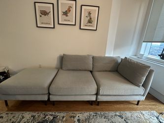 Sectional couch