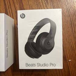 Black Beats Studio Pro 