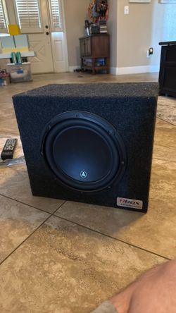 JL audio 10” subwoofer