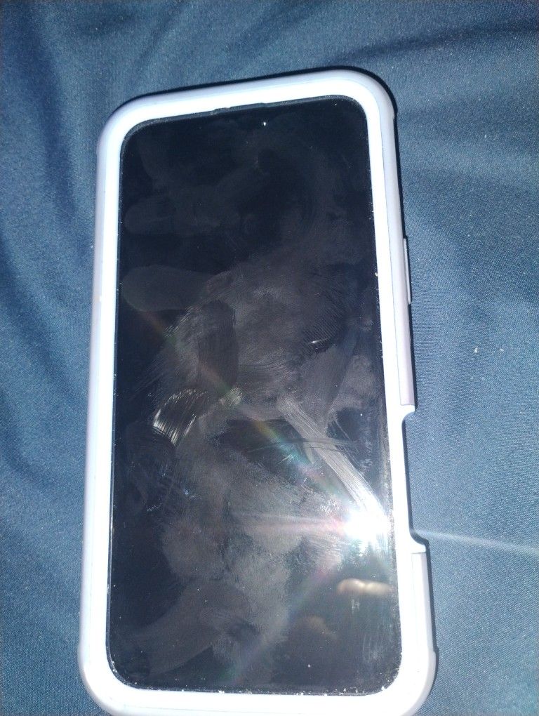 iPhone 16 Plus