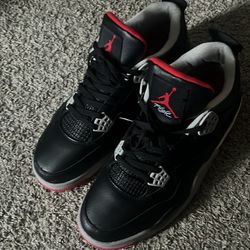 Air Jordan 4s 