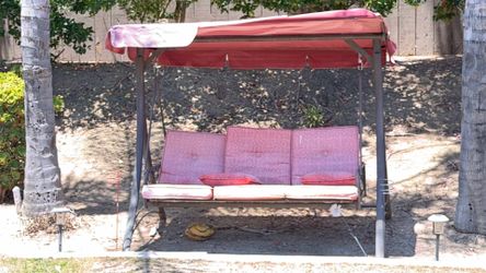Patio swing