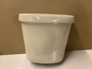 Photo Repairable - Glacier Bay N2316 Toilet Tank Only in White