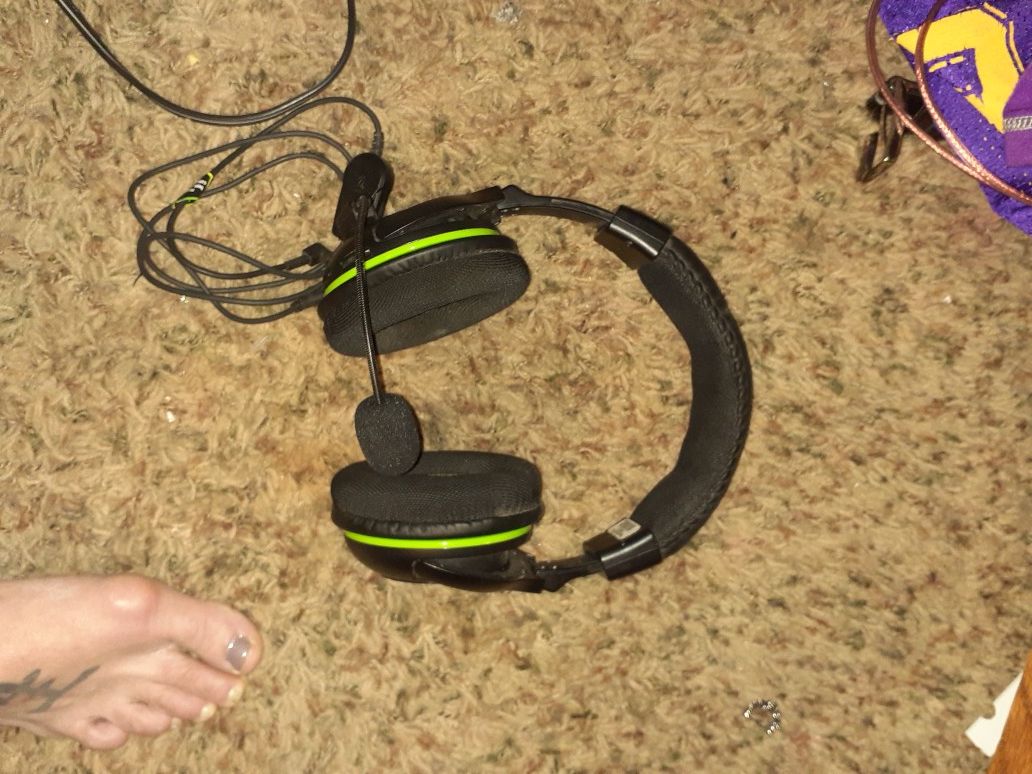 Turtle Beach Ear Force X32 Black/Green Headset Microsoft Xbox 360 NRFP