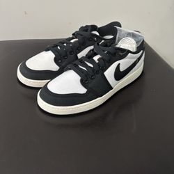 Jordan1 Retro Shoes