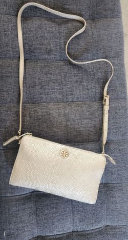 Tory Burch crossbody bag in gold