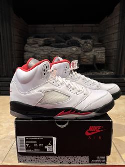 Jordan 5 Fire Red Silver Tounge Sz 7Y