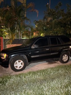 Chevrolet TrailBlazer Black SUV