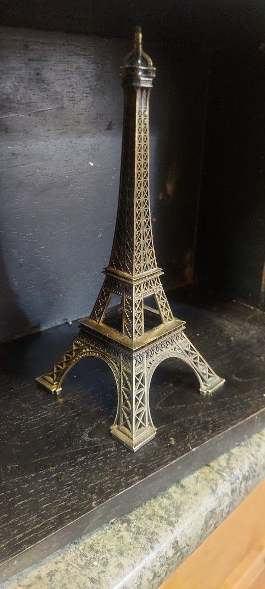 Eiffle Tower Metal Replica Decoration