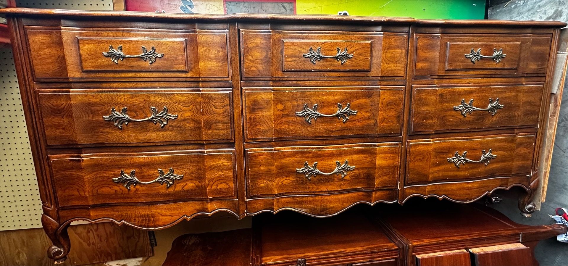 Dresser