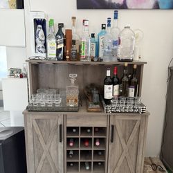 Bar / Book Shelves And Cabinet