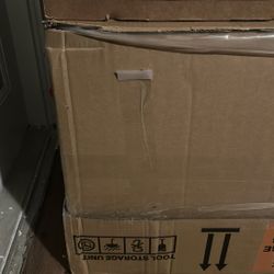 Snapp Tool Chest https://offerup.com/redirect/?o=Qmx1ZS5Ub29scw== Included.