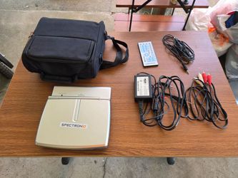 Spectroniq PDV-70X portable DVD Player Screen - 7” Rechargeable- Accessories-