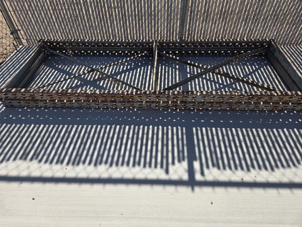 Heavy Duty Metal Rack with Shelves