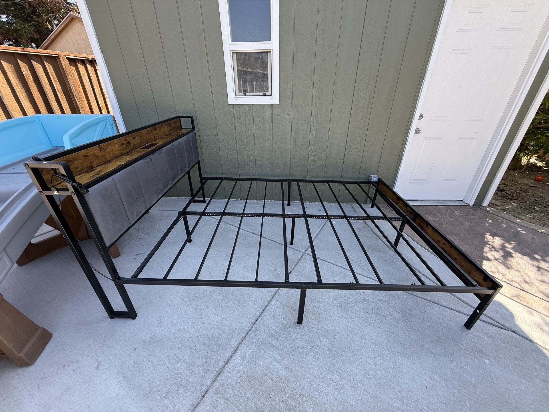 Bed Frame 