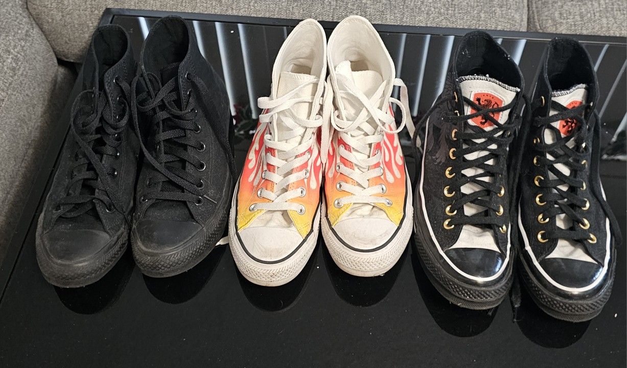 Converse Men's Size 7/7.5 (Used)