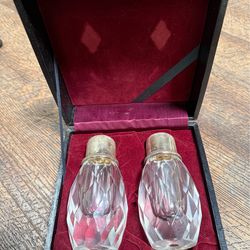 Post House Faceted Glass Salt & Pepper Shakers Set of 2 with Metal Tops Japan