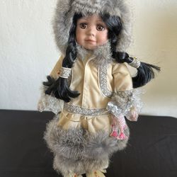 Eskimo Doll + Stand