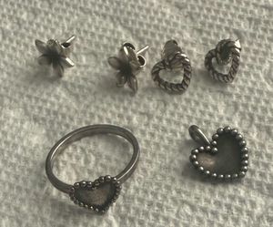 James Avery