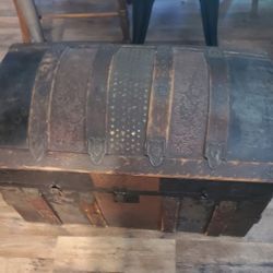 1880s Antique Dome Top Steamer Trunk