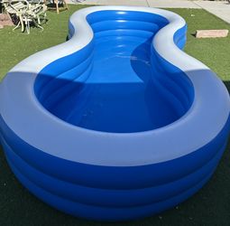 Kids Pool 11ft Long Used Pick Up Only 