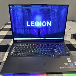 Lenovo Legion Pro 7i Gaming Laptop 