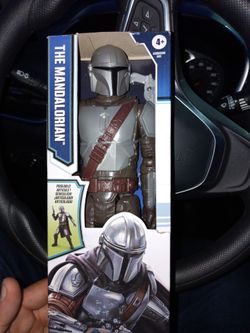The mandalorian titan series figure
