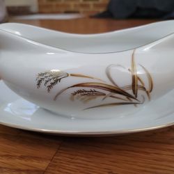Harmony House "Golden Wheat" Fine China Gravy Boat with Attached Under Plate