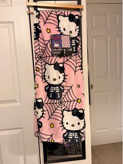 Halloween themed Hello Kitty blanket